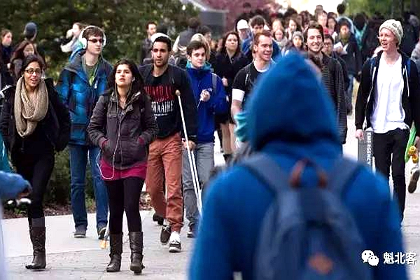 魁北克的这些大学，三分之一被访者是性暴力受害人！
