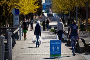 魁省当局发布最新疫情发展模型，切记仍须严格遵守现行防疫措施