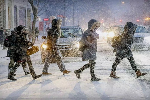 追踪蒙特利尔暴风雪最新信息：周三停课通知！