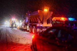 推婴儿车的女子, 惨被扫雪车撞死