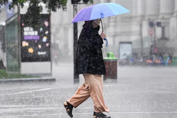 【紧急提醒】蒙特利尔今日或有严重雷暴，还可能会有龙卷风！