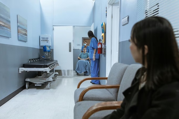 魁北克急诊等候全国最长：5小时23分钟！蒙特利尔这家全省最慢：13小时05分钟！