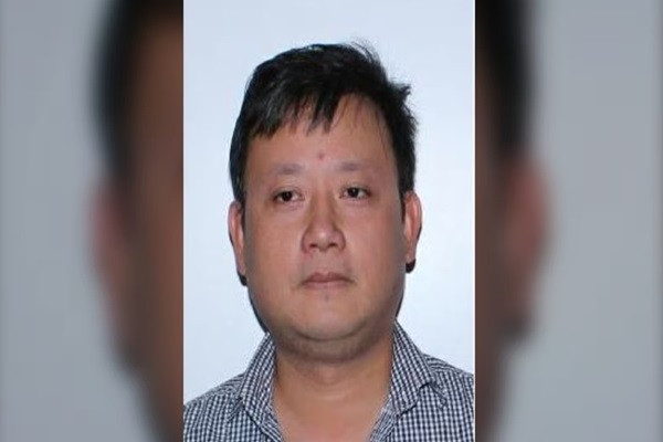 【震惊】蒙特利尔男子被控给多名同事“投毒”，家中藏15000片毒品