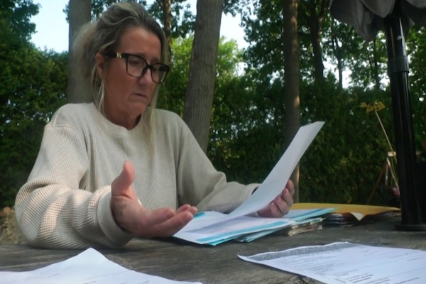 一纸乌龙，七道关卡！蒙特利尔女子挑战魁北克“复活流程”