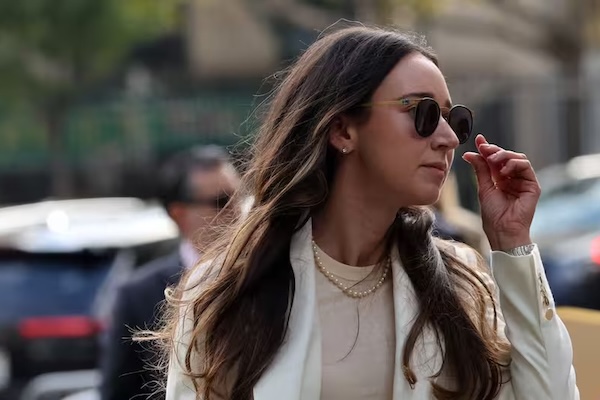 只怪光环太迷眼：沃顿高材生、法美女企业家欺诈摩根大通上亿美元！