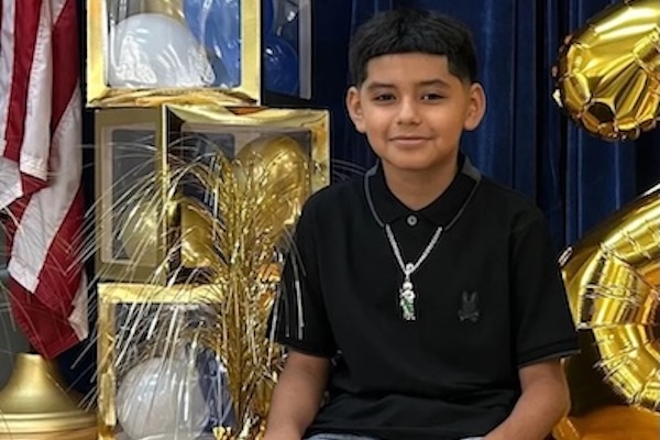 恶作剧酿悲剧：11岁男孩“敲门就跑”，被屋主射杀