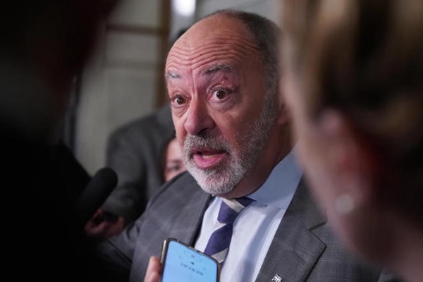 一文读懂“魁北克政府强制表决并通过的医生薪酬特别法律”，看看它将为您带来哪些改变！