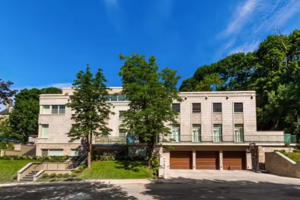 【皇家山秘闻】法院下令探查豪宅密道！一场关于“纳粹金条”的指控，如何让两位挚友反目成仇？