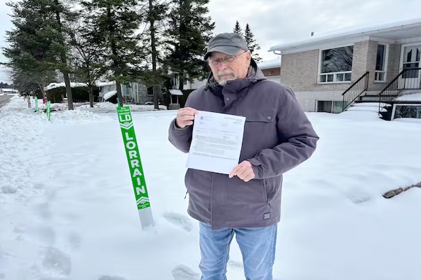 【突发】除雪公司老板卷款跑路，数百用户气愤难当！