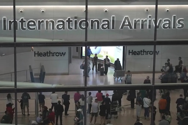 英国对加拿大旅客出新规：eTA详解与注意事项