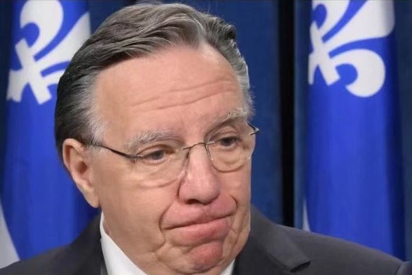 【突发】魁北克省长弗朗索瓦·勒戈宣布辞职！