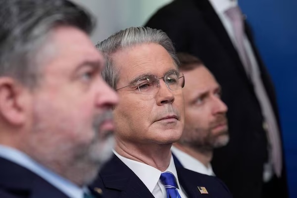 美国够狠！用“魁北克”拿捏加拿大…警告卡尼：不要寻求对抗以博取政治名声！