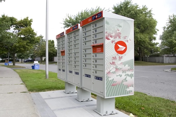 魁北克惊现新型诈骗：粘住你的邮箱门…居民收到5000元账单，大呼冤枉！