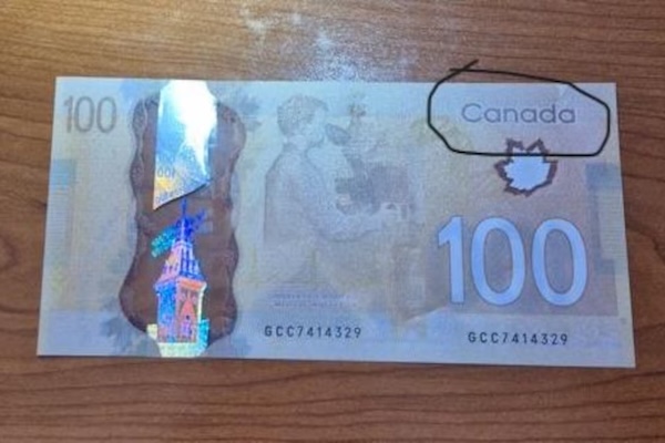 加拿大假钞激增！商家不能强扣、顾客有权要回，安全边界别踩错