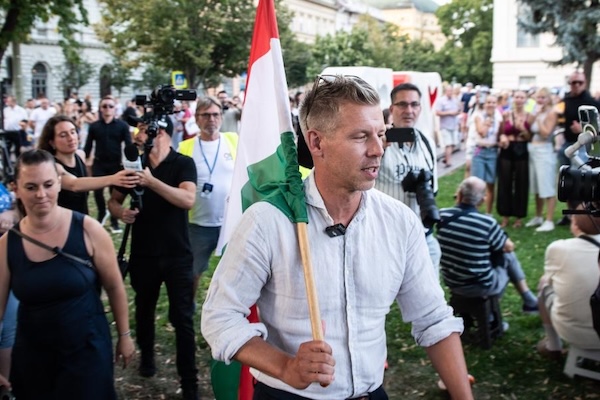 匈牙利大选结果重塑多国政治版图，欧乌笑死，俄美哭晕…