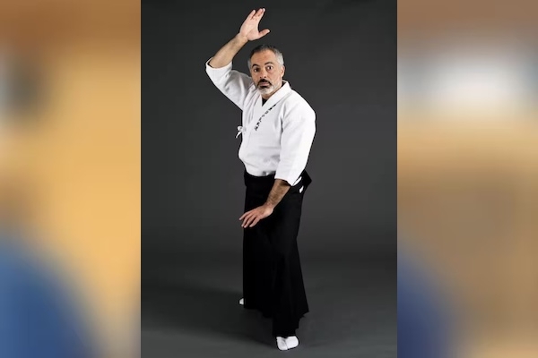 蒙特利尔荣誉谋杀未遂案细节曝光，行凶父亲是武术家，受害女儿是警察…